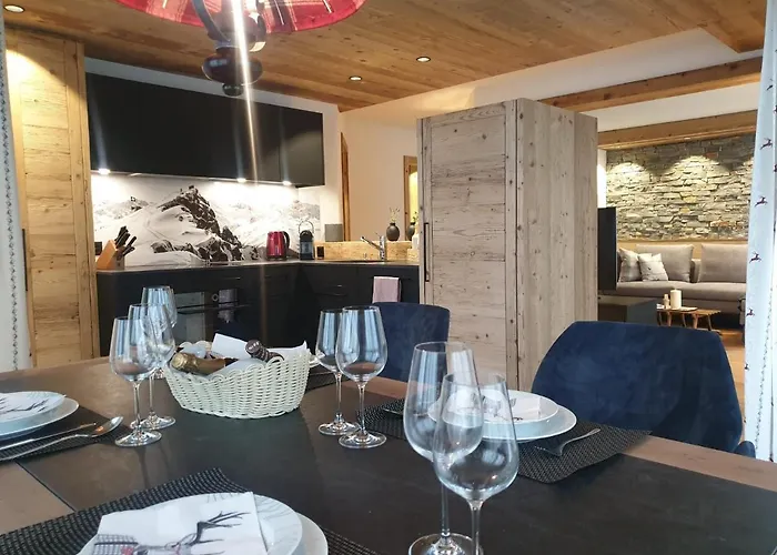 Davos, Residenz Meierhof, Chasa Hubertus Давос